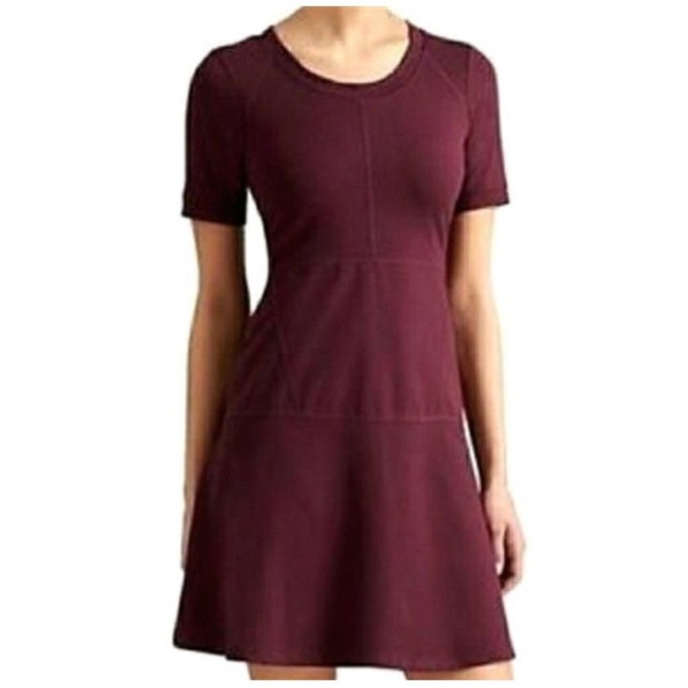 Athleta En Route Chianti Purple Fit Flare Short Sleeve Dress Women’s Medium NWOT